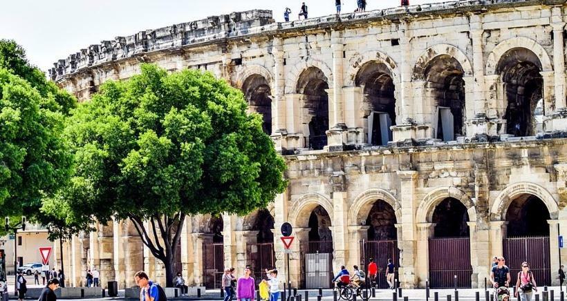 Le Logis De L'Etoile Apartamento Nîmes Exterior foto